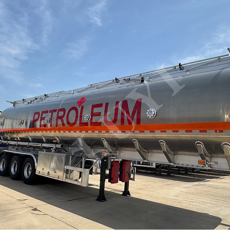 3-axle Carbon Steel 40,000-liter Oil Tank Semi-trailer manufacturers